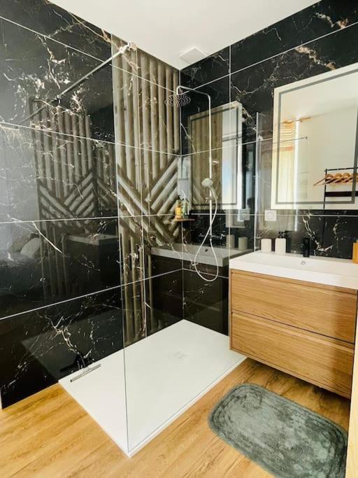 Apartament Le Repos Du Pilat Proche A 10 Min Saint Etienne Zewnętrze zdjęcie